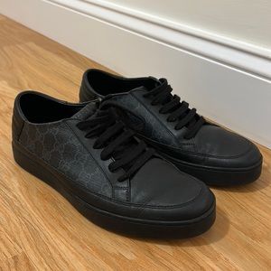Gucci men’s black leather canvas sneaker